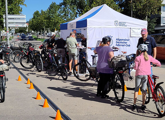 Codieraktion am Neuen Markt